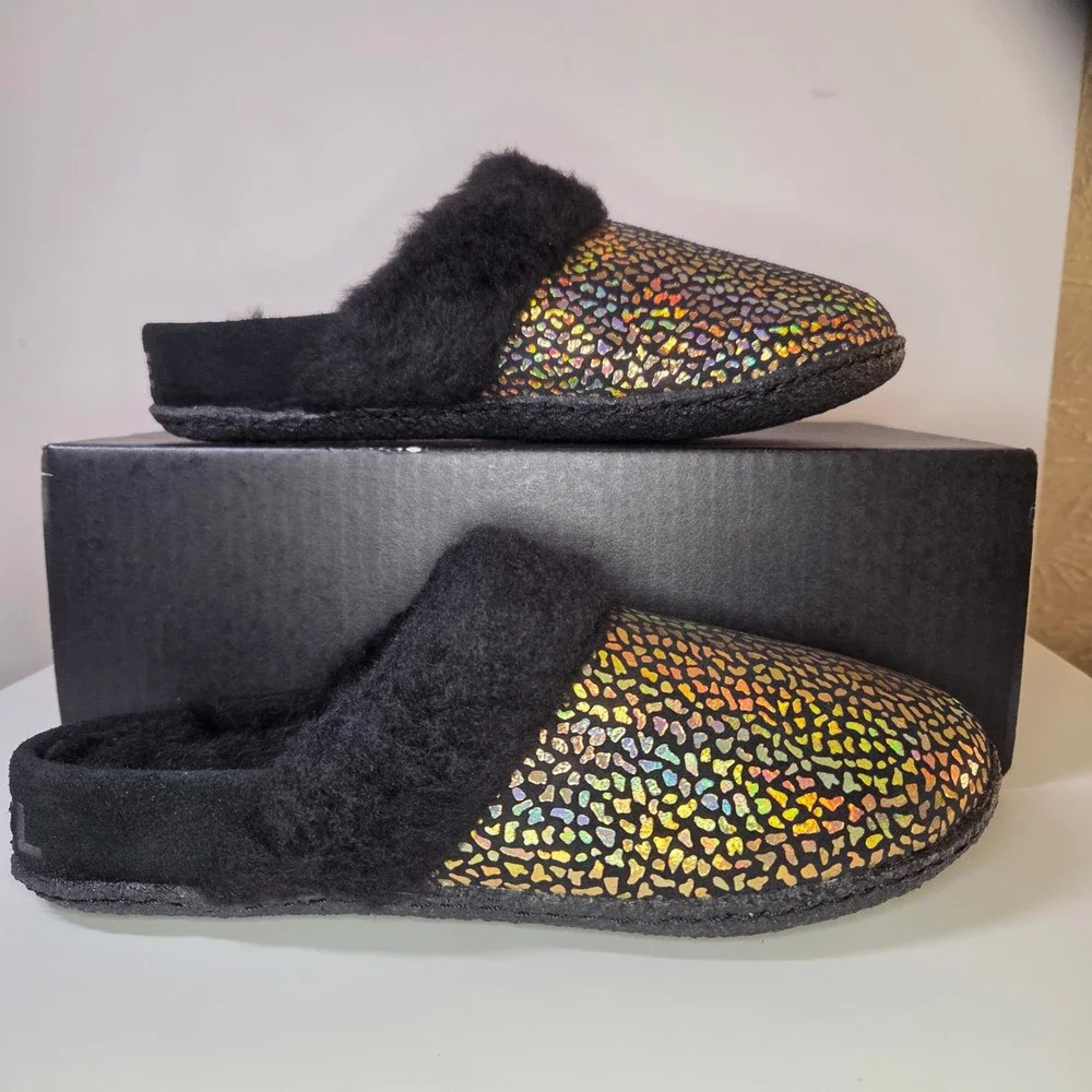 Sorel Youth Nakiska Slide II Black Sea Salt Metallic Holographic Slippers Size 7
